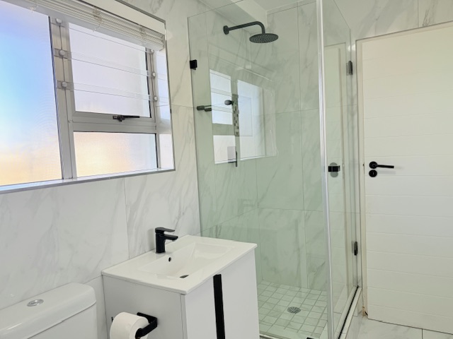 1 Bedroom Property for Sale in Waves Edge Western Cape